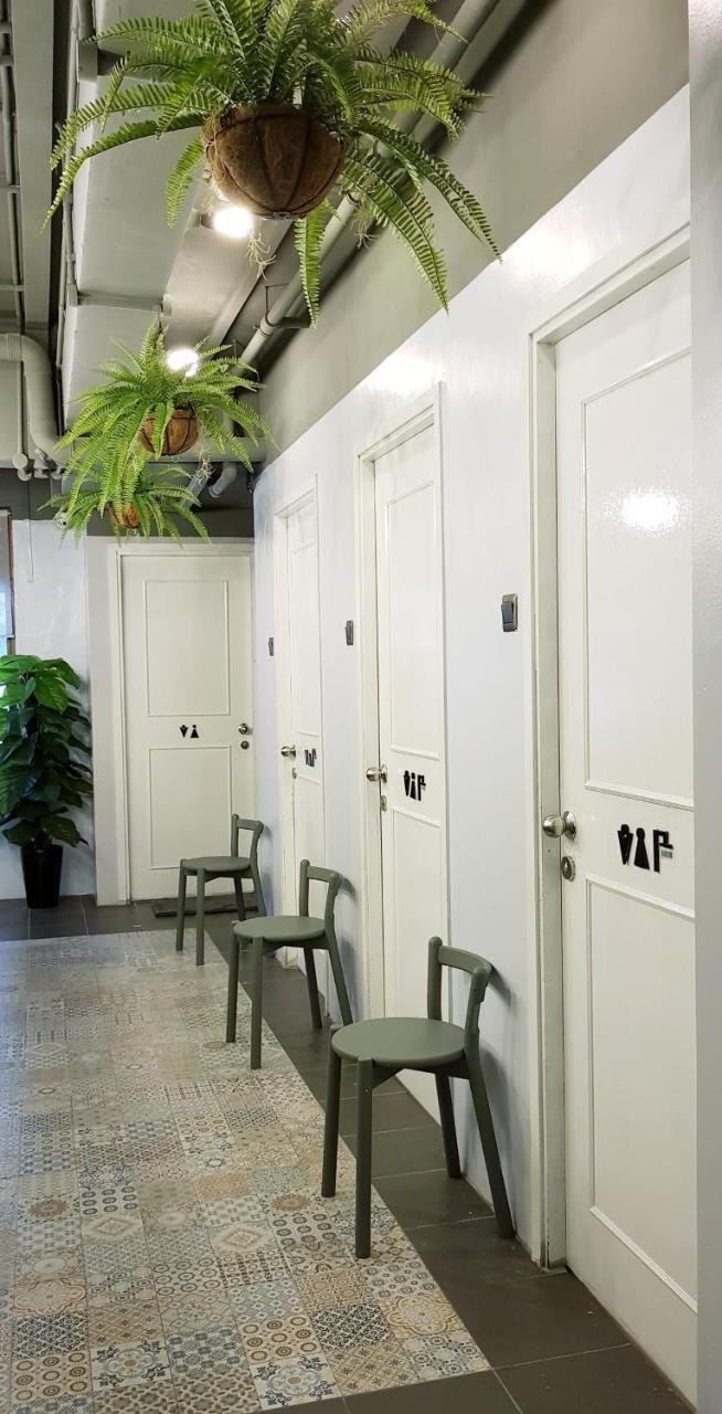 סינגפור The Pod At Beach Road Boutique Capsule Hotel מראה חיצוני תמונה
